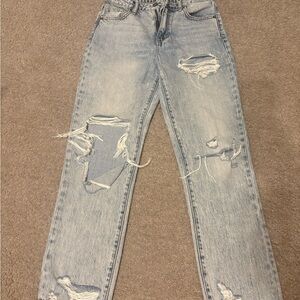 Hidden women’s jeans boyfriend style
